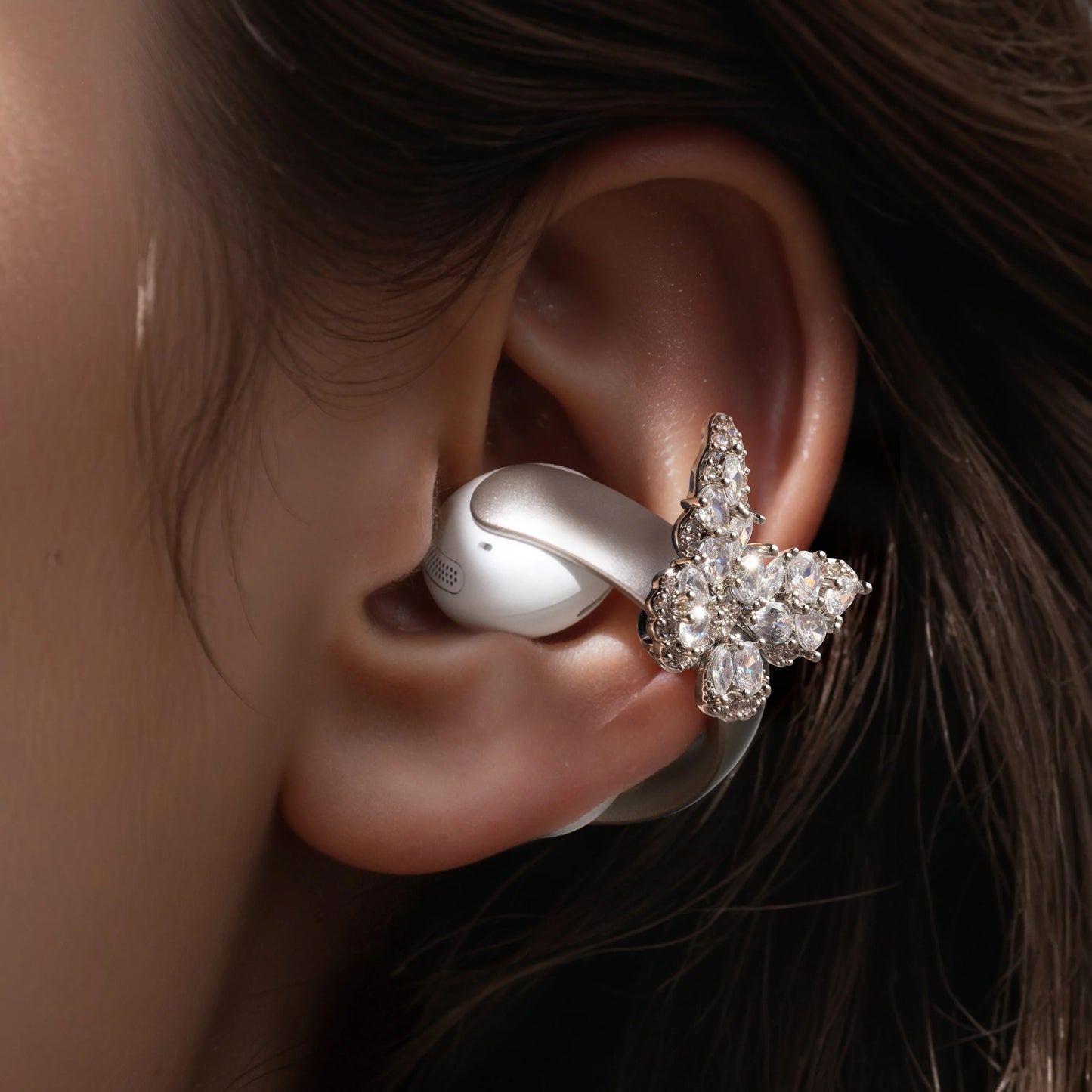 Stylish Accessory | Exclusive Design for soundcore AeroClip